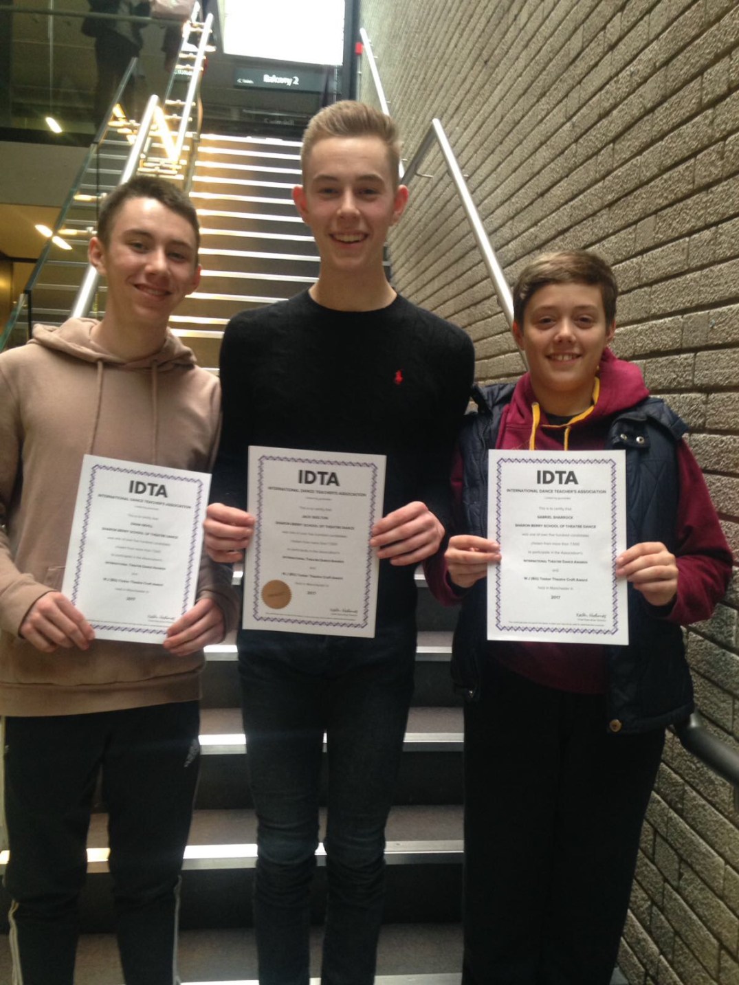 2017-02-19-scholarships-04